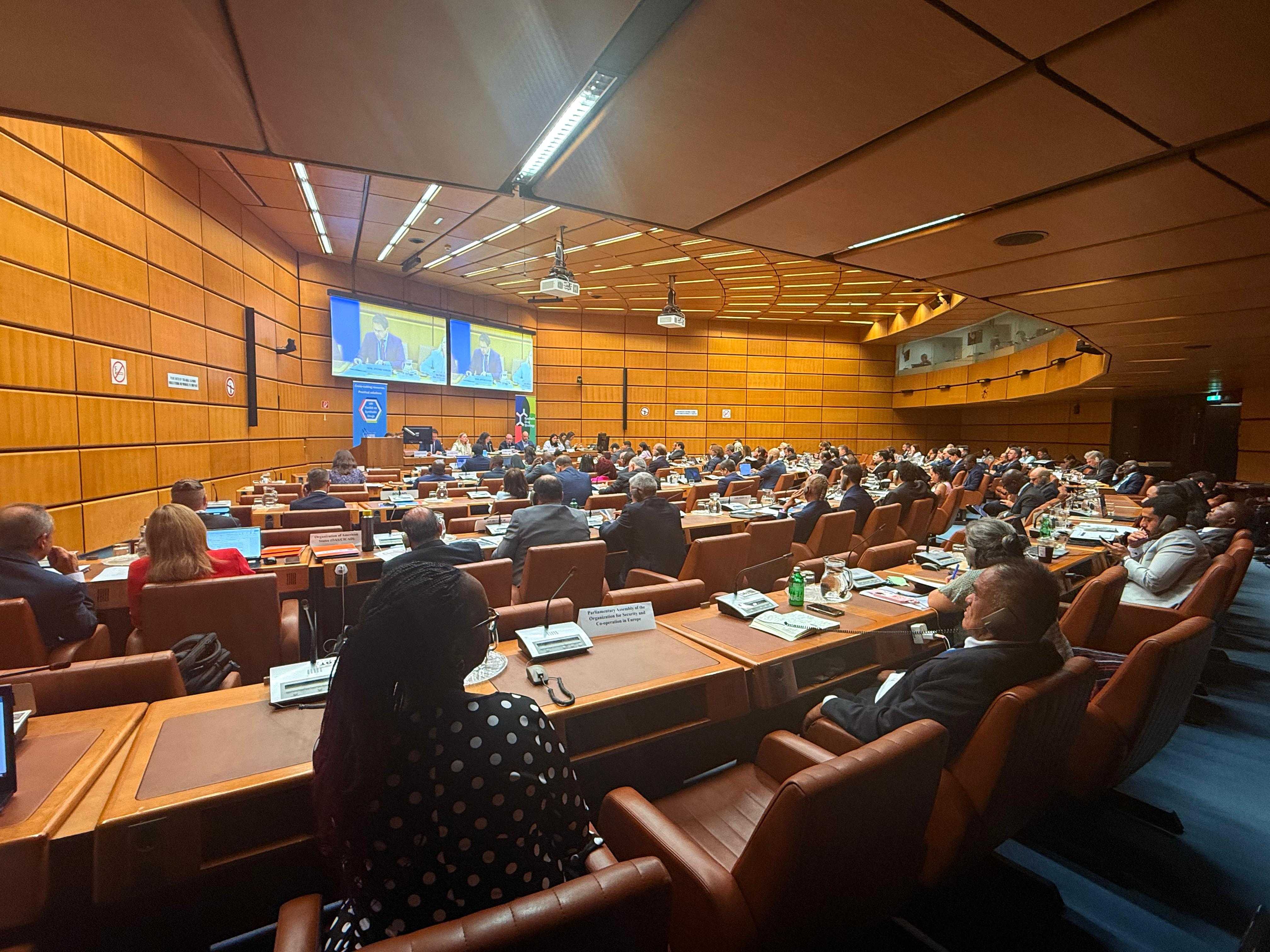 Presidente Luis Redondo solicita respaldo internacional para combatir el narcotráfico y fortalecer la justicia en Honduras